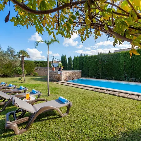 Maronja Villa *